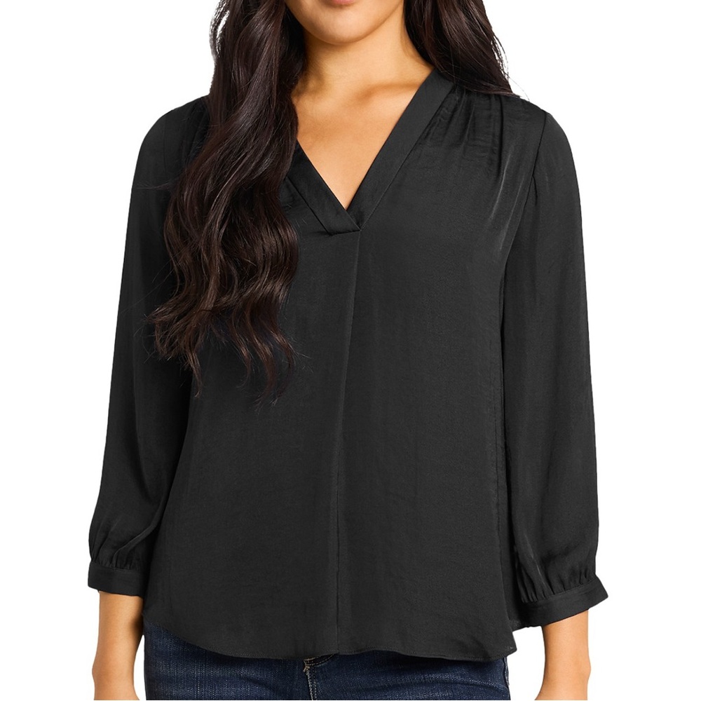 XXS Vince Camuto v-neck blouse